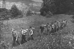 Целият клас заминава на екскурзия, за седмица-две. Всички чакахме с нетърпение тези приключения!